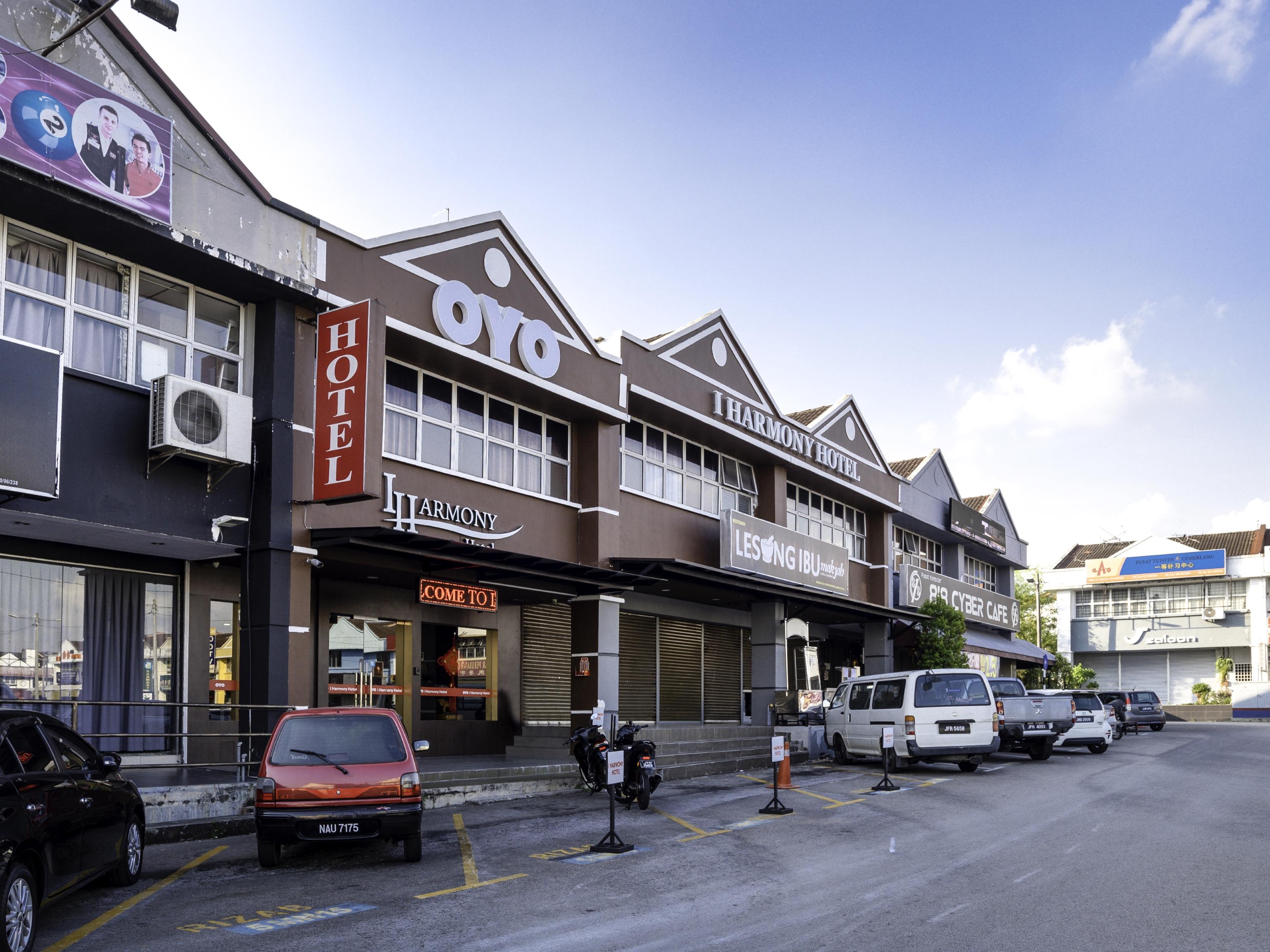 I Harmony Hotel Johor Bahru Buitenkant foto