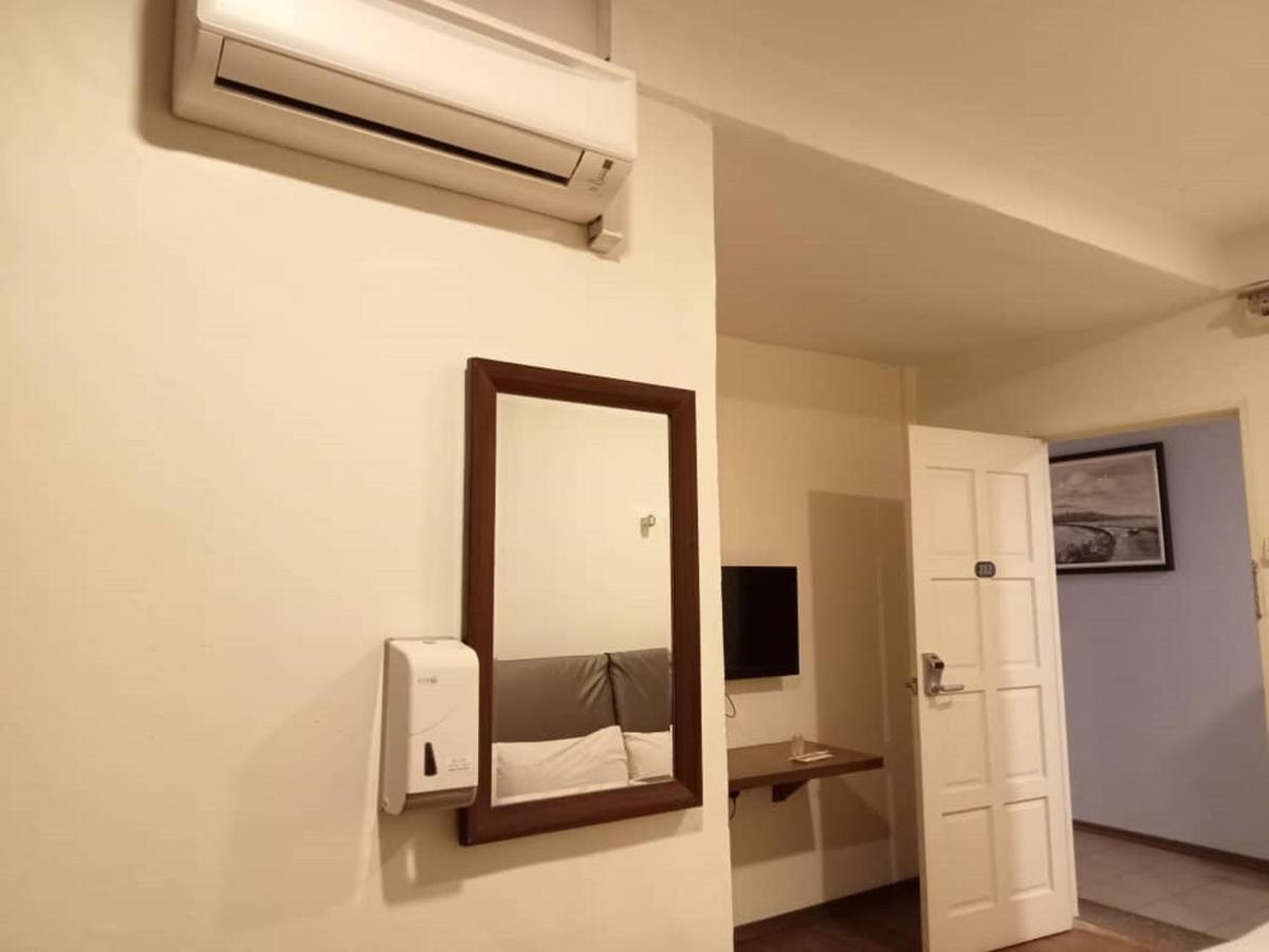 I Harmony Hotel Johor Bahru Buitenkant foto